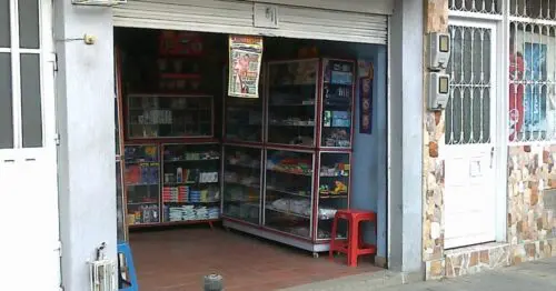 PAPELERIA CARRERA 120 CON 22G